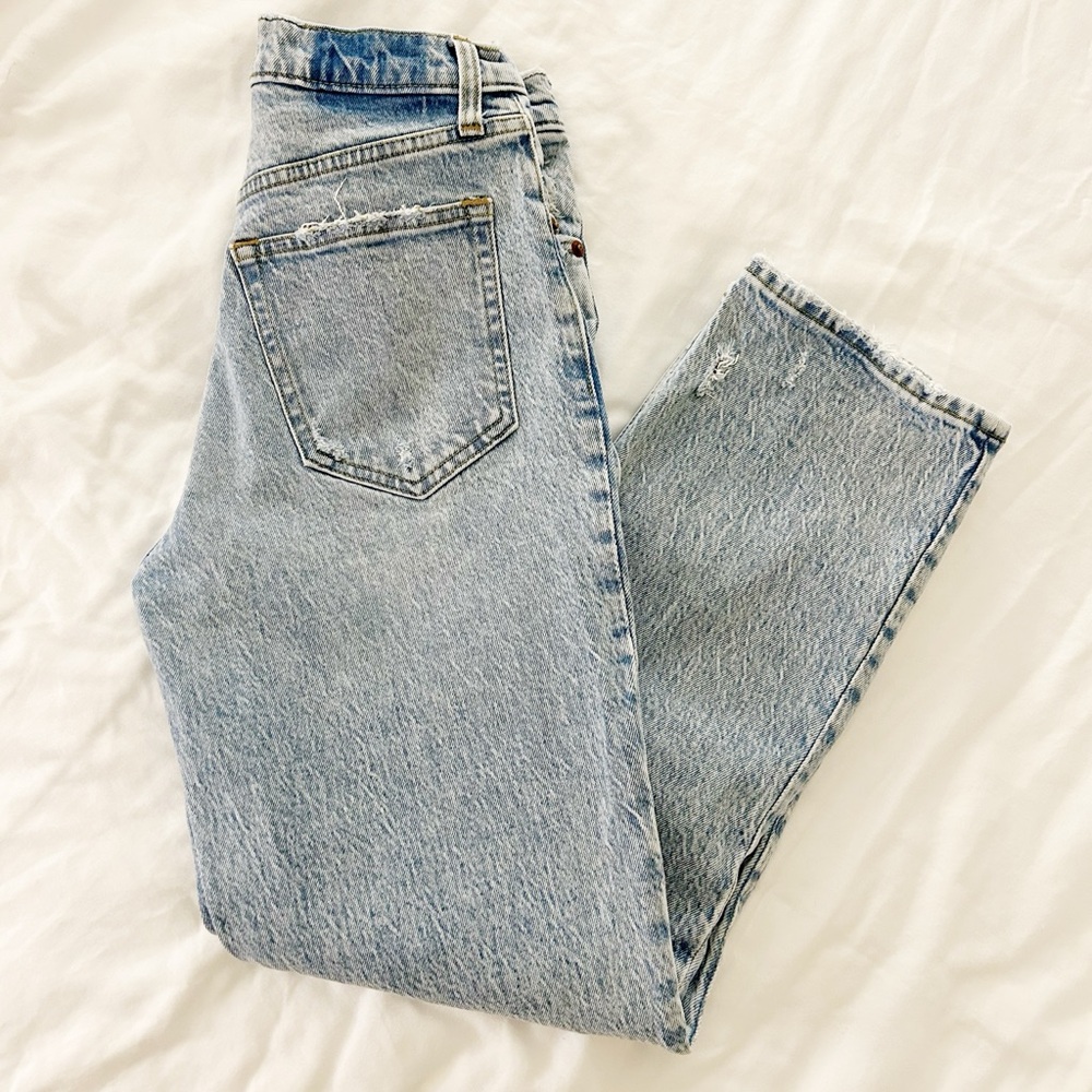 Abercrombie & Fitch 90’s Straight Ultra High Rise